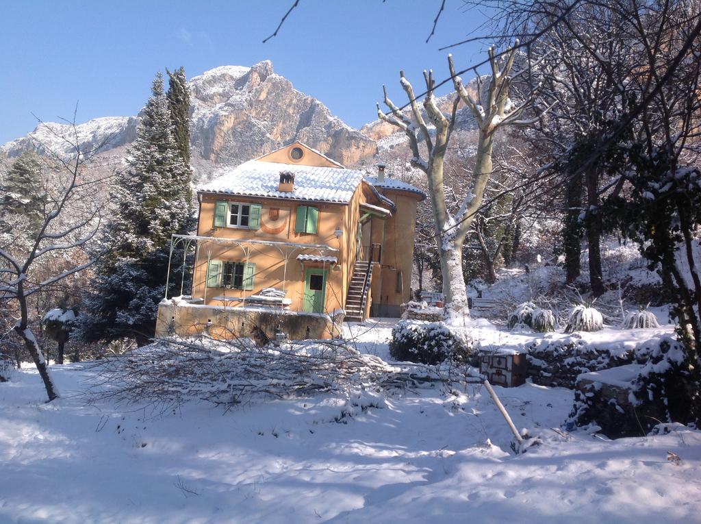 Domaine D'Angouire Hotel Moustiers-Sainte-Marie Exterior photo