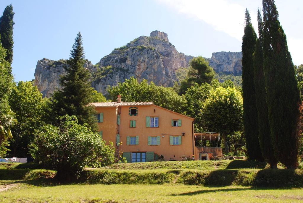 Domaine D'Angouire Hotel Moustiers-Sainte-Marie Exterior photo