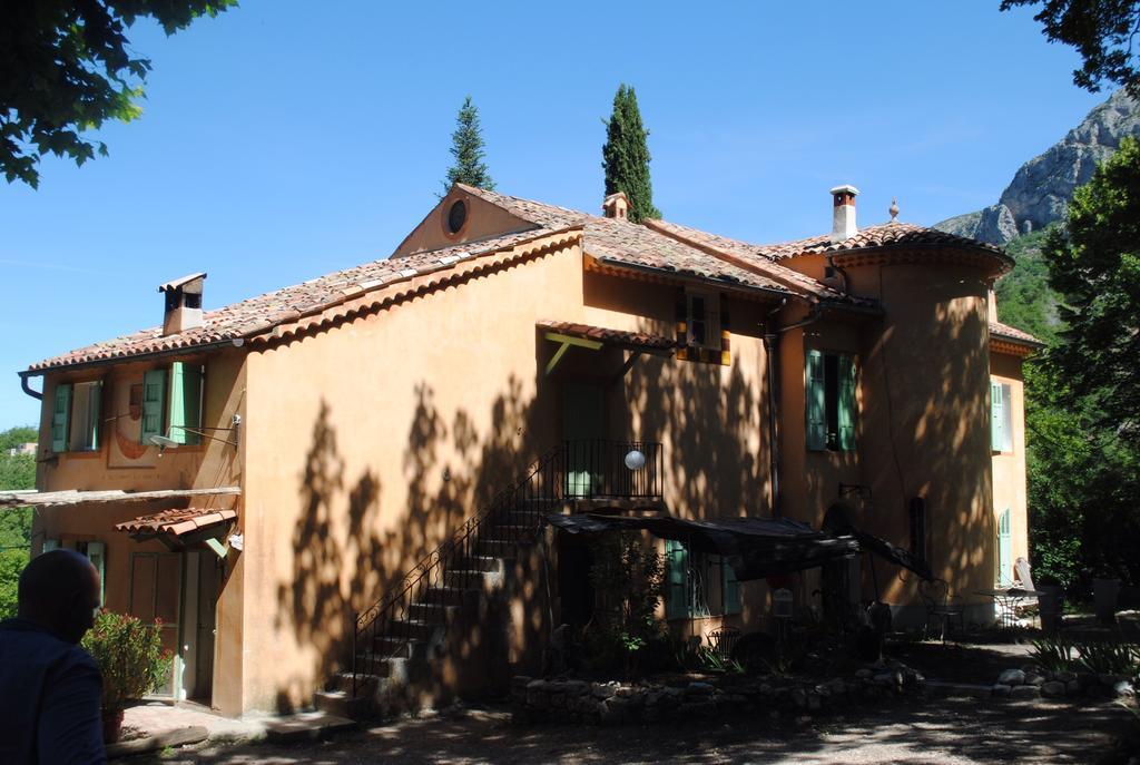 Domaine D'Angouire Hotel Moustiers-Sainte-Marie Exterior photo